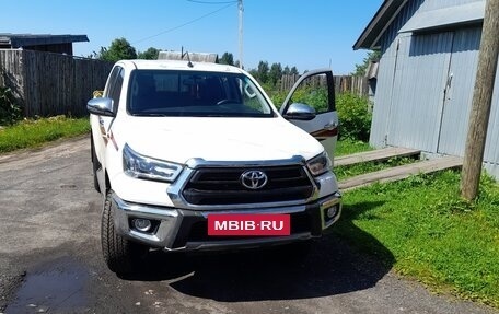 Toyota Hilux VIII, 2024 год, 5 900 000 рублей, 2 фотография