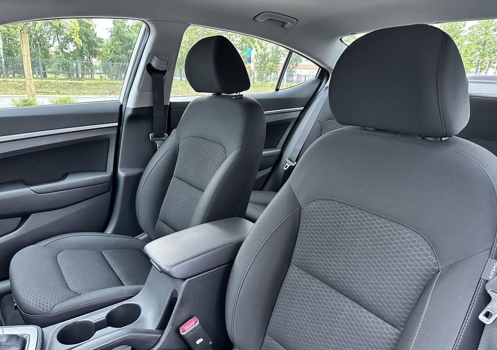 Hyundai Elantra, 2019 год, 1 398 000 рублей, 13 фотография