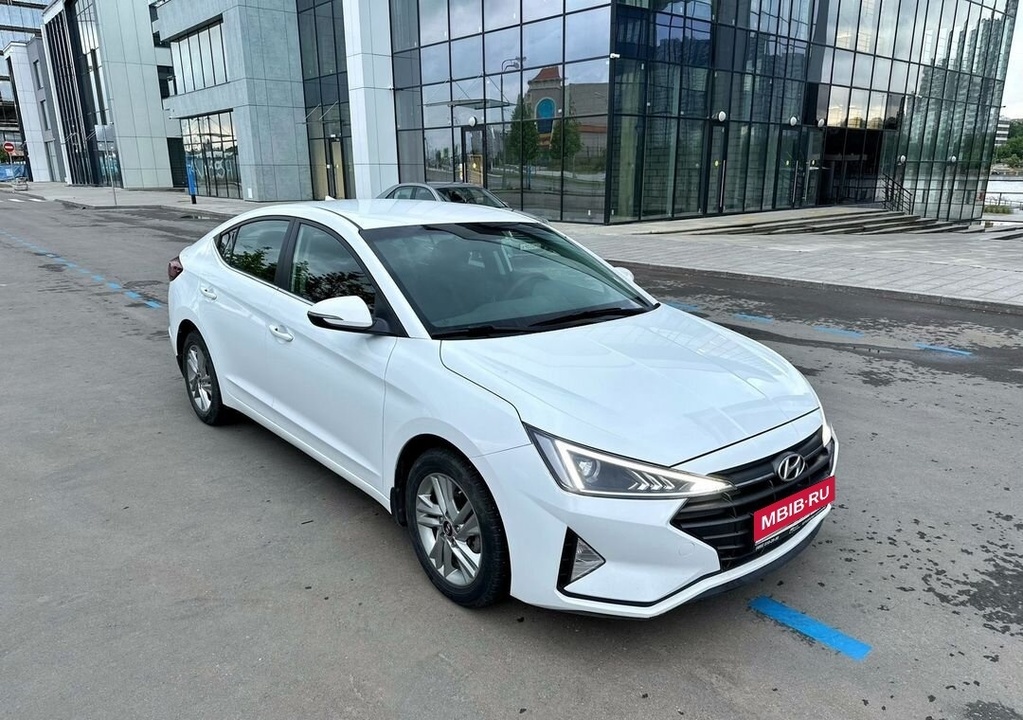 Hyundai Elantra, 2019 год, 1 398 000 рублей, 8 фотография