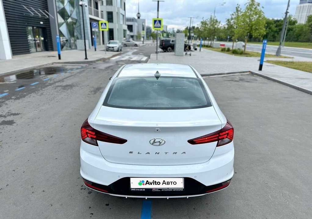 Hyundai Elantra, 2019 год, 1 398 000 рублей, 5 фотография