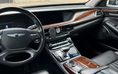 Genesis G90 I рестайлинг, 2016 год, 2 200 000 рублей, 4 фотография