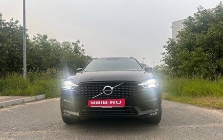 Volvo XC60 II, 2019 год, 4 500 000 рублей, 3 фотография