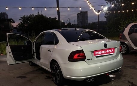 Volkswagen Polo VI (EU Market), 2015 год, 700 000 рублей, 5 фотография