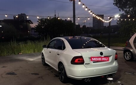 Volkswagen Polo VI (EU Market), 2015 год, 700 000 рублей, 3 фотография