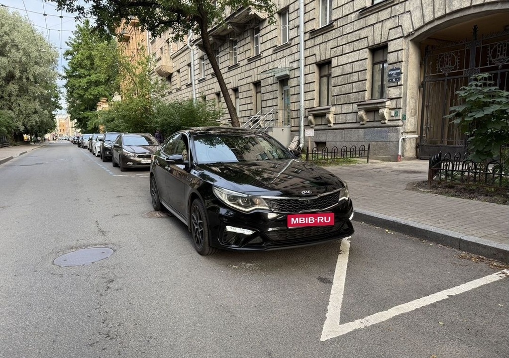 KIA Optima, 2019 год, 2 350 000 рублей, 2 фотография