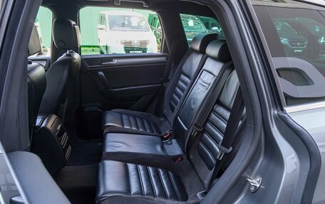Volkswagen Touareg III, 2017 год, 2 930 000 рублей, 9 фотография
