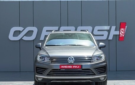 Volkswagen Touareg III, 2017 год, 2 930 000 рублей, 3 фотография