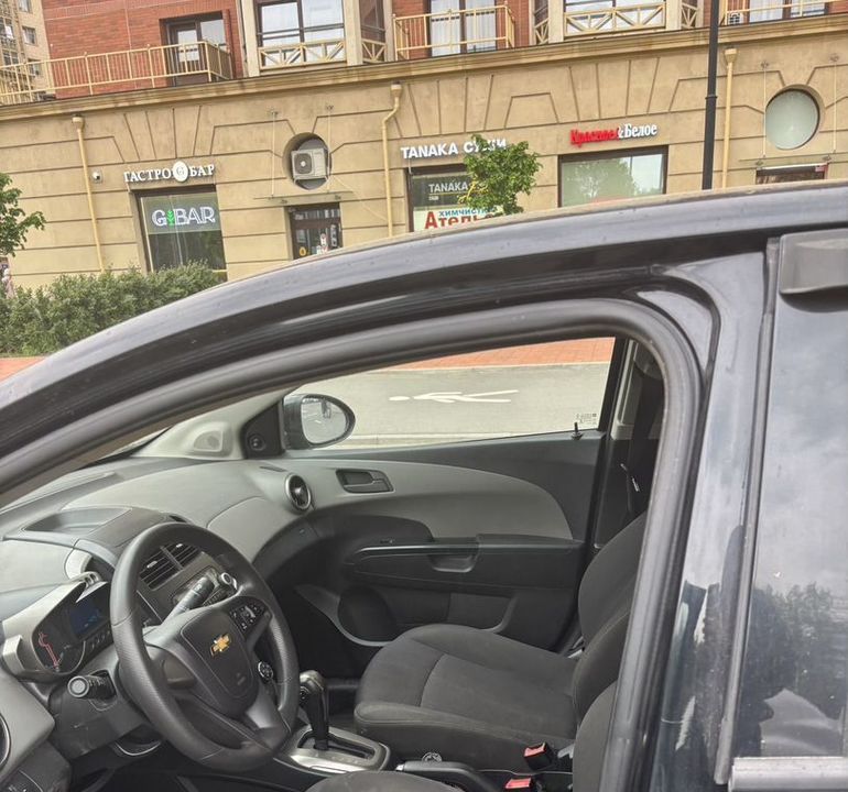 Chevrolet Aveo, 2015 год, 500 000 рублей, 7 фотография