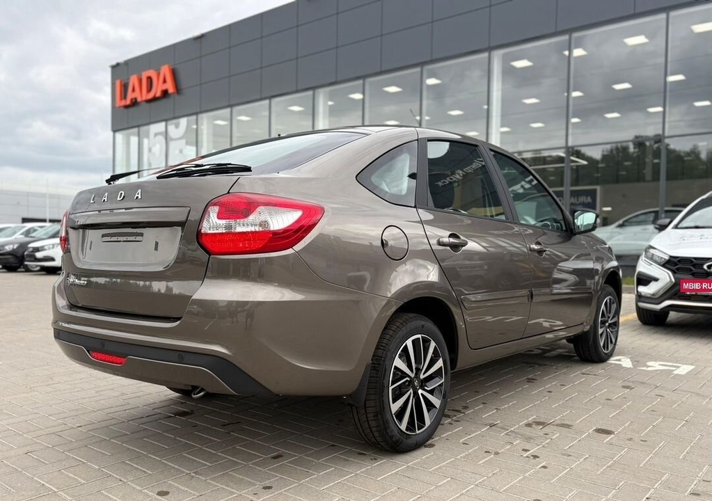 ВАЗ (LADA) Granta, 2024 год, 1 138 000 рублей, 6 фотография