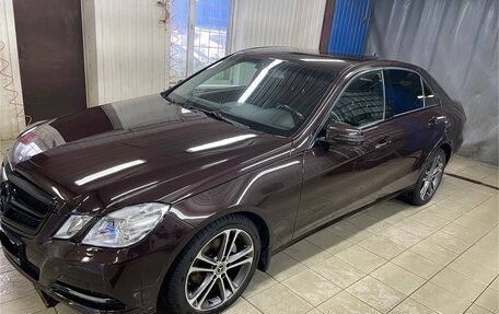 Mercedes-Benz E-Класс, 2010 год, 1 650 000 рублей, 3 фотография