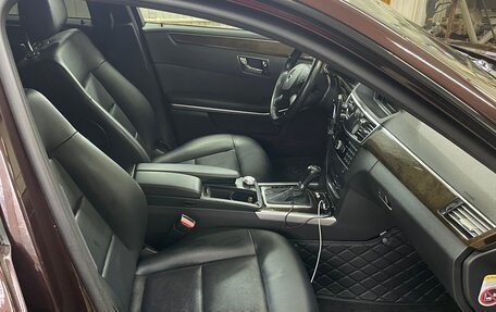 Mercedes-Benz E-Класс, 2010 год, 1 650 000 рублей, 7 фотография