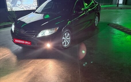 Toyota Camry, 2010 год, 1 300 000 рублей, 4 фотография