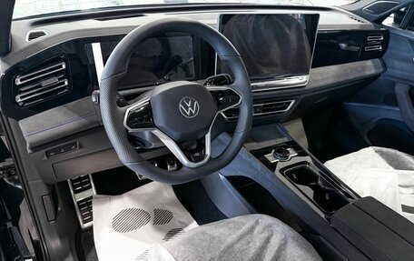 Volkswagen Tiguan, 2025 год, 4 690 000 рублей, 12 фотография