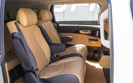 KIA Carnival, 2021 год, 4 690 000 рублей, 7 фотография