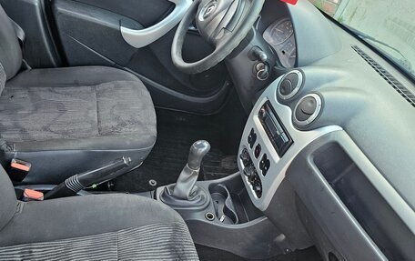 Renault Logan I, 2014 год, 220 000 рублей, 3 фотография