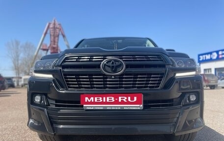 Toyota Land Cruiser 200, 2016 год, 5 500 000 рублей, 3 фотография