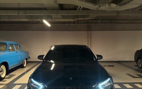 Mercedes-Benz E-Класс, 2018 год, 3 000 000 рублей, 2 фотография