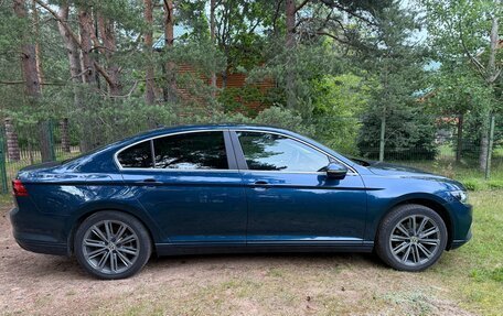 Volkswagen Passat B8 рестайлинг, 2020 год, 2 550 000 рублей, 2 фотография