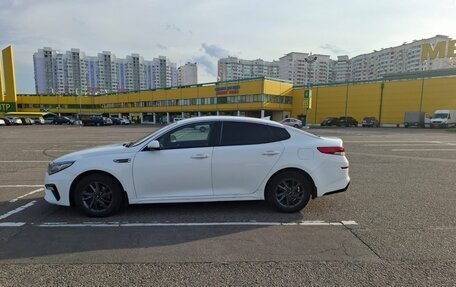 KIA Optima IV, 2019 год, 1 050 000 рублей, 2 фотография