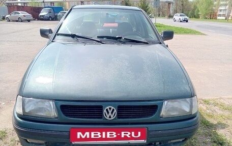 Volkswagen Polo III рестайлинг, 1995 год, 200 000 рублей, 2 фотография