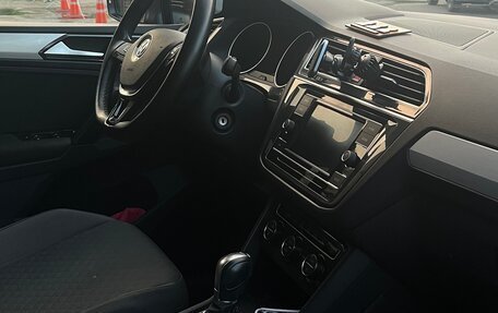 Volkswagen Tiguan II, 2017 год, 2 650 000 рублей, 9 фотография