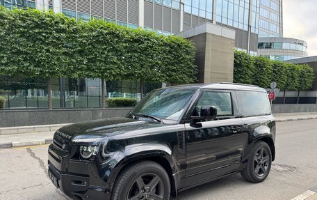 Land Rover Defender II, 2022 год, 8 990 000 рублей, 3 фотография