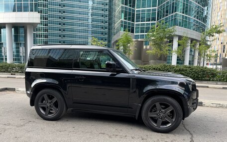 Land Rover Defender II, 2022 год, 8 990 000 рублей, 5 фотография