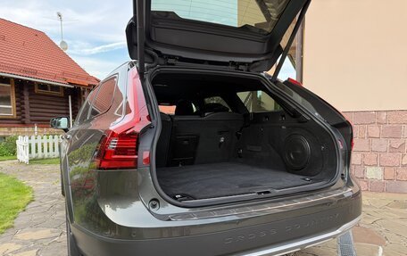 Volvo V90 Cross Country I рестайлинг, 2020 год, 3 970 000 рублей, 15 фотография