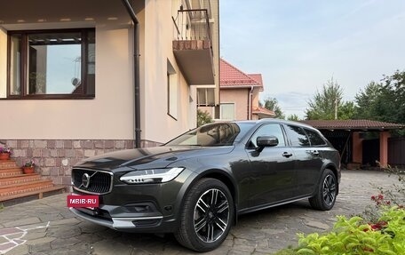 Volvo V90 Cross Country I рестайлинг, 2020 год, 3 970 000 рублей, 2 фотография