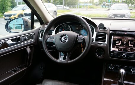 Volkswagen Touareg III, 2014 год, 2 490 000 рублей, 15 фотография