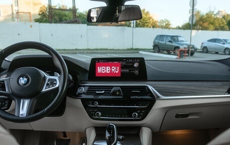 BMW 5 серия, 2019 год, 3 850 000 рублей, 25 фотография