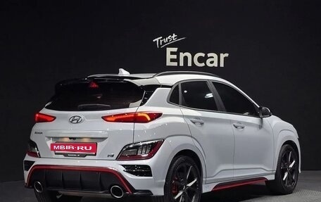 Hyundai Kona I, 2022 год, 1 293 000 рублей, 2 фотография