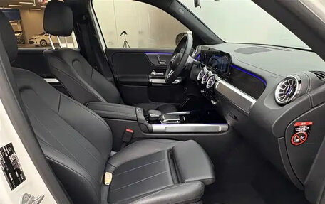 Mercedes-Benz GLB, 2021 год, 2 320 255 рублей, 11 фотография