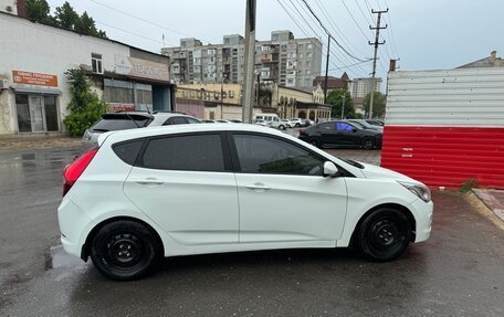 Hyundai Solaris II рестайлинг, 2016 год, 500 000 рублей, 2 фотография