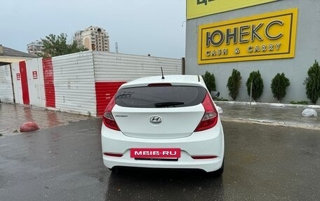 Hyundai Solaris II рестайлинг, 2016 год, 500 000 рублей, 3 фотография