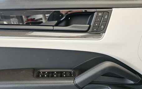 Porsche Cayenne III, 2024 год, 21 195 000 рублей, 18 фотография