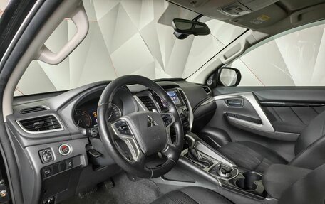 Mitsubishi Pajero Sport III рестайлинг, 2019 год, 3 098 000 рублей, 14 фотография