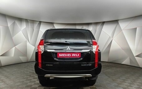 Mitsubishi Pajero Sport III рестайлинг, 2019 год, 3 098 000 рублей, 8 фотография