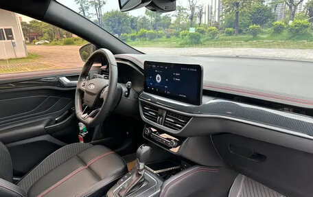 Ford Focus IV, 2022 год, 1 305 690 рублей, 10 фотография
