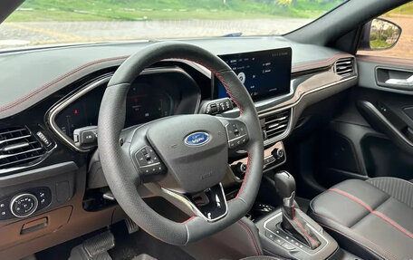 Ford Focus IV, 2022 год, 1 305 690 рублей, 12 фотография
