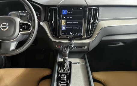 Volvo XC60 II, 2018 год, 3 395 000 рублей, 13 фотография
