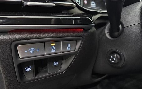Genesis G80, 2024 год, 4 300 000 рублей, 7 фотография