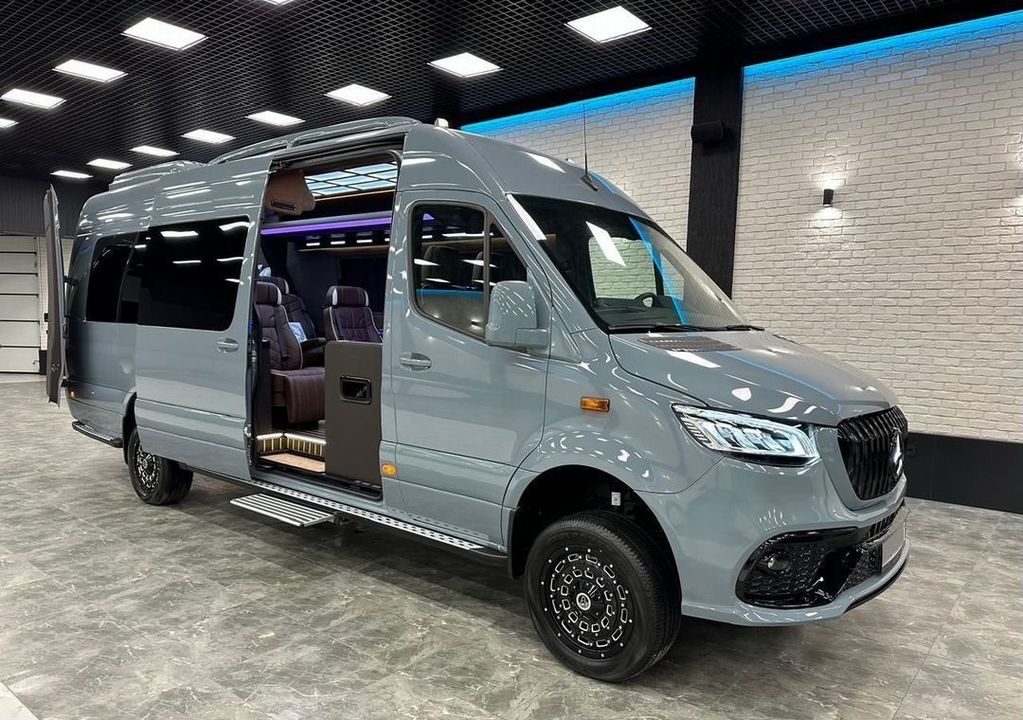 Mercedes-Benz Sprinter, 2024 год, 27 990 000 рублей, 1 фотография