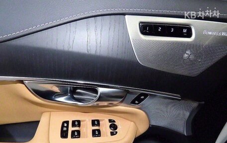 Volvo XC90 II рестайлинг, 2021 год, 4 680 000 рублей, 11 фотография