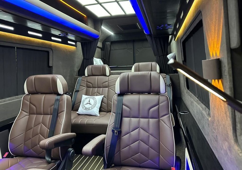 Mercedes-Benz Sprinter, 2024 год, 27 990 000 рублей, 3 фотография