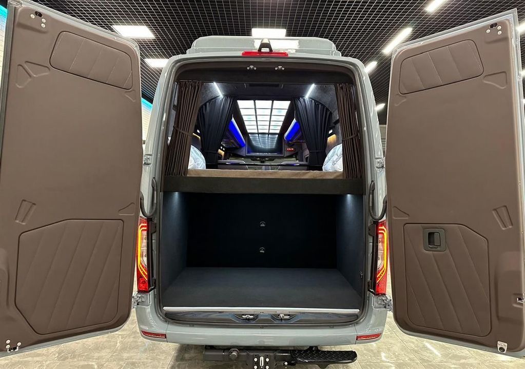 Mercedes-Benz Sprinter, 2024 год, 27 990 000 рублей, 12 фотография