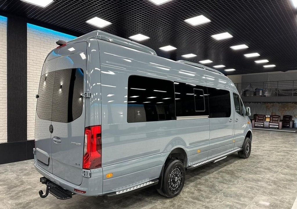 Mercedes-Benz Sprinter, 2024 год, 27 990 000 рублей, 11 фотография