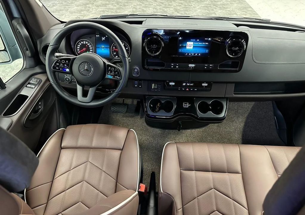Mercedes-Benz Sprinter, 2024 год, 27 990 000 рублей, 15 фотография