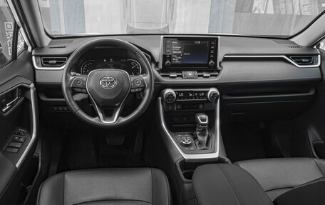 Toyota RAV4, 2021 год, 4 299 000 рублей, 6 фотография
