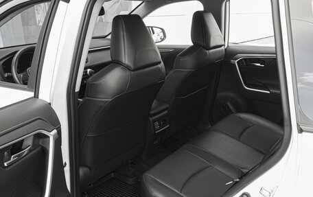 Toyota RAV4, 2021 год, 4 299 000 рублей, 11 фотография